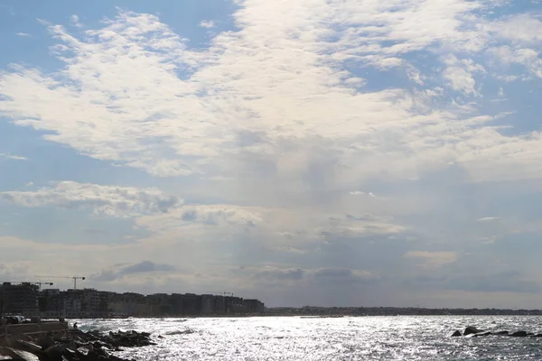 Mariene Panorama Gefotografeerd Vanaf Bari Waterkant Water Met Kleine Golven — Stockfoto