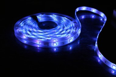 Çok renkli LED şerit, soğuk ışık iç aydınlatma için parlak kurdele