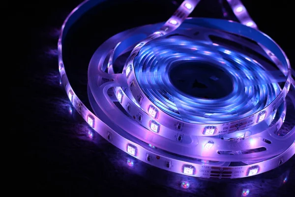 Çok renkli LED şerit, soğuk ışık iç aydınlatma için parlak kurdele