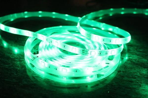 Çok renkli LED şerit, soğuk ışık iç aydınlatma için parlak kurdele