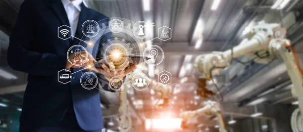 Endüstriyel Fabrika Sanayi, 4.0 kavramı, simge akışı otomasyonu ve veri alışverişi.