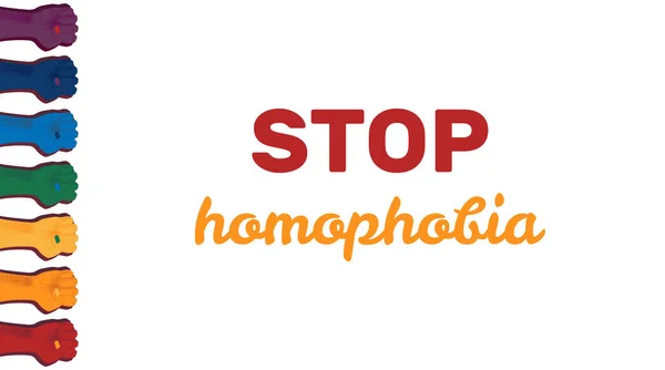 Beyaz arka planda yumrukların olduğu homofobi afişlerini durdurun. Sol tarafta gökkuşağı renginde 7 yumruk. Igbt konseptini destekle. Düz stil vektör çizimi. Dövüş. Tasarım ögesi.