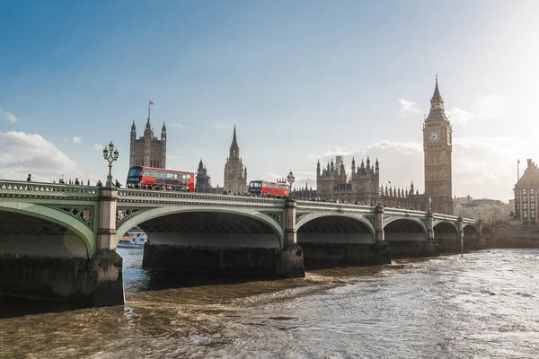 Parlamento Británico Orillas Del Río Támesis Londres —  Fotos de Stock