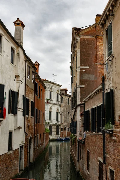 Canais Veneza Durante Dia Alta Resolução Orientação Vertical — Fotografia de Stock