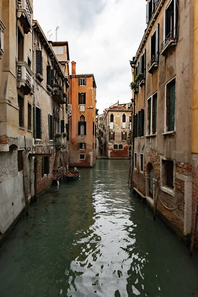 Canais Veneza Durante Dia Alta Resolução Orientação Vertical — Fotografia de Stock