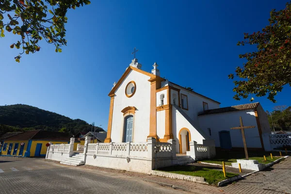 Santo Antonio de Lisboa Kilisesi, Florianpolis 'teki eski kiliselerden.