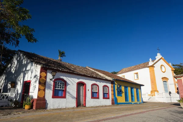 플로리아 폴리스의 목적지 안토니오데 리스보아 마을의 전형적 식민지 포르투갈 스톡 이미지