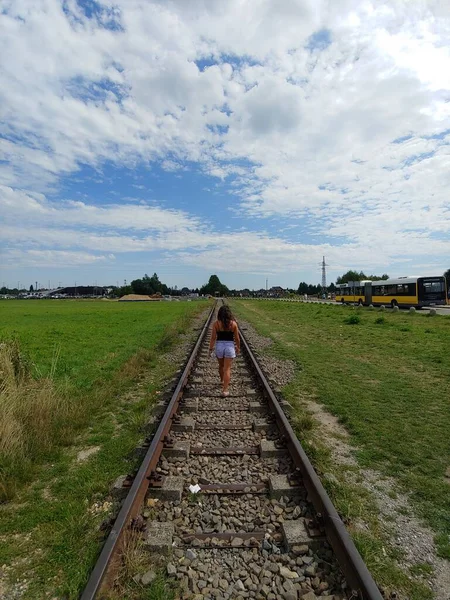 Jonge Vrouw Concentratiekamp Auschwitz — Stockfoto