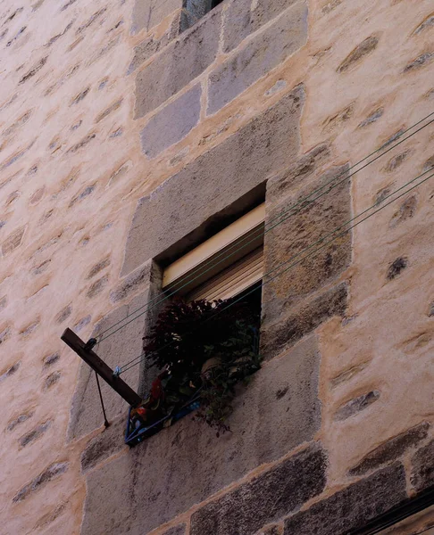 Ordua传统Basque房子的旧窗户 — 图库照片