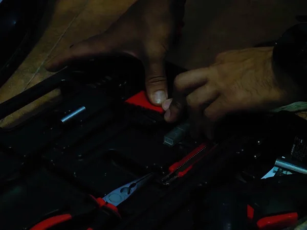 Hand Man Taking Tool Tool Box — Stock Photo, Image