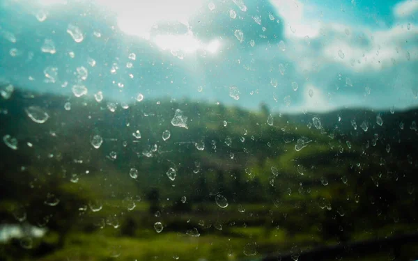 Rozmycie Abstrakcyjne Tło Rozmycie Widok Naturalny Skupienie Pada Oknie — Zdjęcie stockowe
