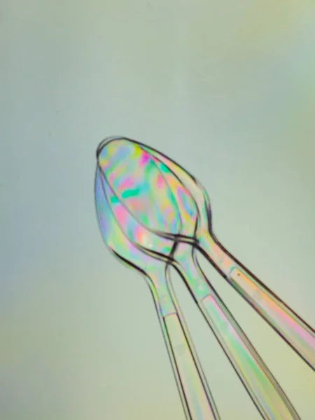 Renkli plastik kaşıklar ikinci yaşam, elastikiyet fotoğraf tekniği