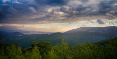 Çarpıcı manzaranın havadan görünüşü