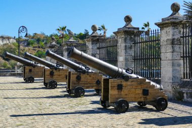Havana 'daki Real Fuerza kalesinin topları.