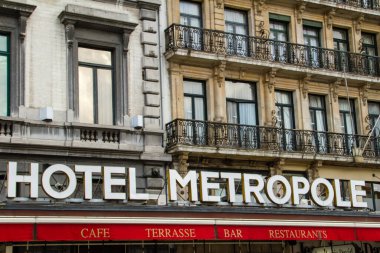 Metropol Oteli, Brüksel 'in tarihi merkezinin merkezinde Place de Brouckere' de yer alan beş yıldızlı bir işletmedir.