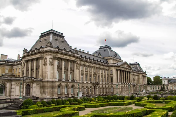 Βασιλικό Παλάτι Των Βρυξελλών Βρίσκεται Στην Πλατεία Place Des Palais — Φωτογραφία Αρχείου
