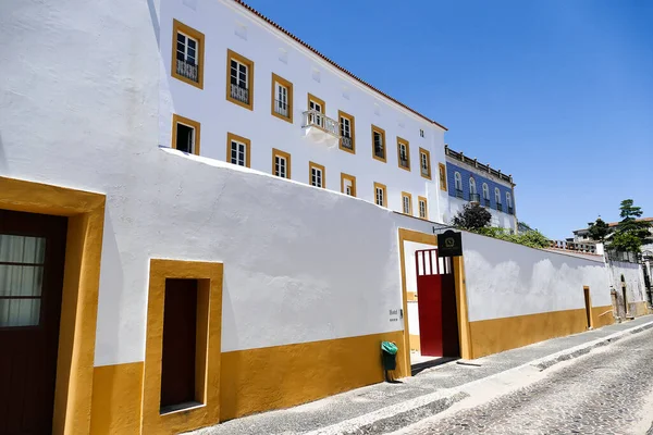 Portugal Evora Street Houses Yellow Painted Facades Evora Capital Alentejo — Stock Photo, Image