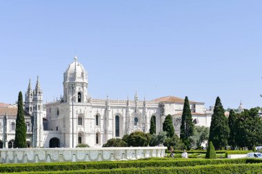 Portekiz, Lizbon, Padro dos Descobrimentos Portekizli navigatörler ve Prens Henry 'nin anısına dikilmiş anıt. 1960 yılında Portekiz 'in Belem ilçesinde mimar Alexandre Beauchet Cottinelli Telmo tarafından inşa edilmiştir.