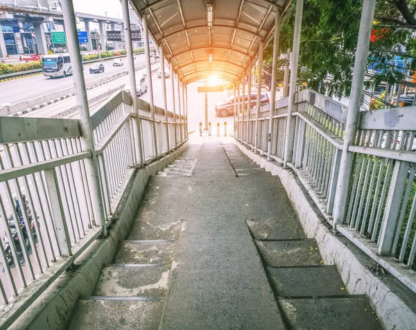 Gångbro Vid Pancoran Barat Busshållplats Jakarta — Stockfoto