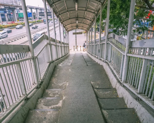 Πεζόδρομος Γέφυρα Στο Pancoran Barat Στάση Λεωφορείου Στην Τζακάρτα — Φωτογραφία Αρχείου