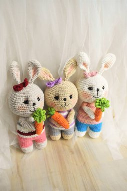 Tavşan örgüsü Şirin Tavşan Tavşan El yapımı Vintage Ev dekorasyonu Sevimli Hayvanlar Yünlü Yumuşak Oyuncak Fikir Hediyeleri Çocuklar için Pastel Tasarım teması