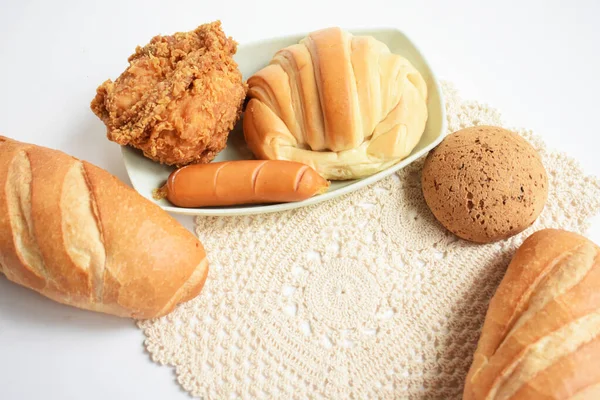 Szüreti Finom Reggelizőasztal Édes Croissant Barát Csirke Koreai Szezám Mochi — Stock Fotó