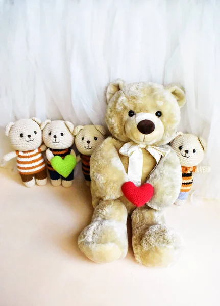 Cute Teddy Bears Family Yellow White Chiffon Background Relax Summer — Stock Photo, Image