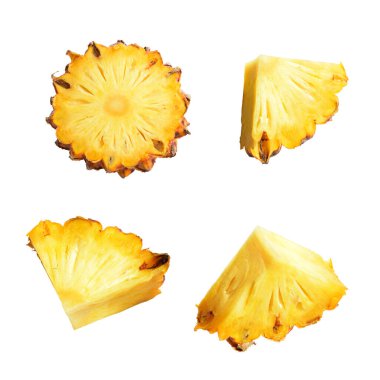 Turuncu ananas dilimleri / yarısı / parçaları beyaz arkaplanda izole edilmiş, gölgesi yok