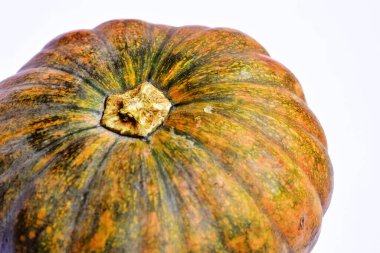 Beyaz arka planda izole edilmiş balkabağı, Cadılar Bayramı balkabağı, sonbahar arka planı, Şükran Günü balkabağı