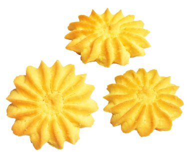 Çiçek biçimli ev yapımı tereyağlı kurabiyeler kırpma yolu ile izole edilmiş beyaz arkaplanda gölge yok