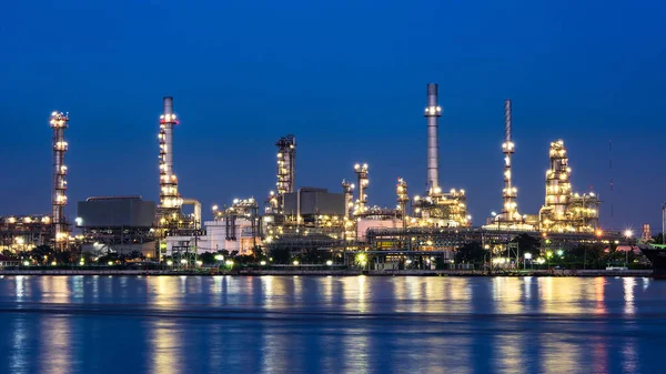 Oil Gas Refinery Plant Petrochemical Industrial River Front View Twilight Stock Image