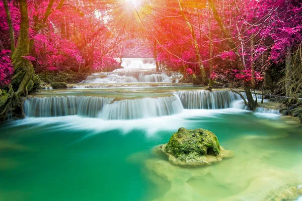 Incroyable Dans Nature Belle Cascade Forêt Automne Colorée Saison Automne — Photo