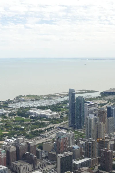 シカゴの高層ビルからの眺め夏休み — ストック写真