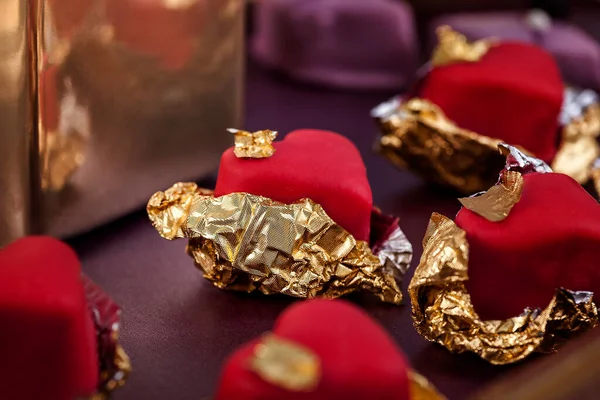 Kırmızı mignon Kırmızı mignon tatlılar