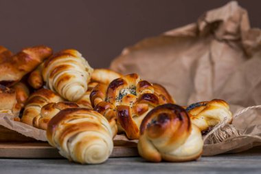 Farklı hamur işleri.