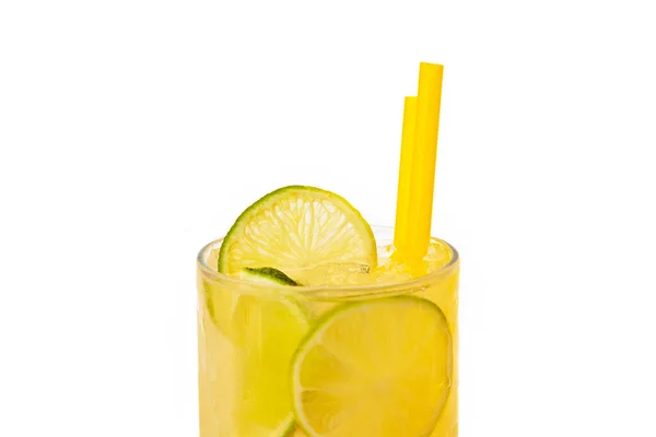 Mojito Cocktail Met Verse Limoenen Witte Achtergrond — Stockfoto