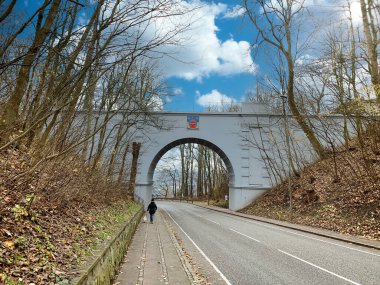 Danimarka 'nın Lemvig şehrinde demiryolu tüneli.
