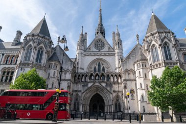 Coronavirus COVID-19 nedeniyle Londra 'daki Kraliyet Adalet Divanı kapatıldı.