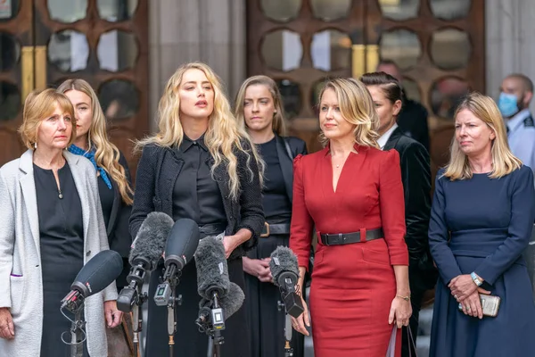 Londen England Juli 2020 Amber Heard Doet Een Persverklaring Voor — Stockfoto