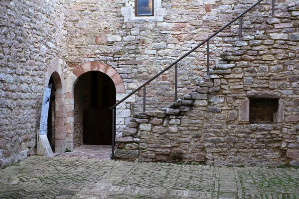 Assisi Itálie 2019 Exteriér Interiér Středověké Hlavní Pevnosti — Stock fotografie