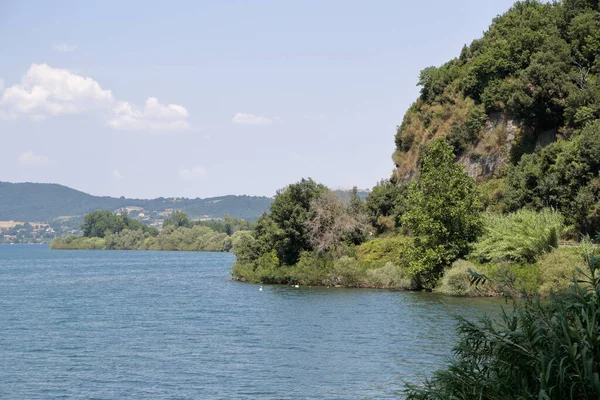 Vista Das Margens Lago Bracciano Itália — Fotografia de Stock