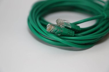 Ethernet bağlantısı, kablo ve yama