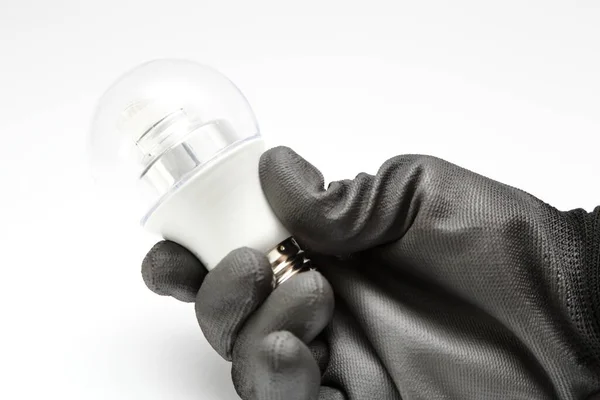 High-brightness LED bulb