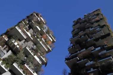 Milan, İtalya, 12 / 24 / 2018: Milano şehrindeki modern gökdelenler