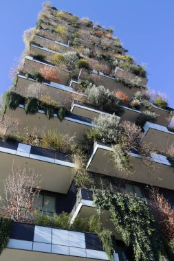 Milan, İtalya, 12 / 24 / 2018: Milano şehrindeki modern gökdelenler