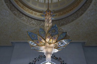 Abu Dabi Şeyh Zaik Camii