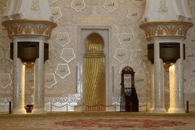 Abu Dabi Şeyh Zaik Camii