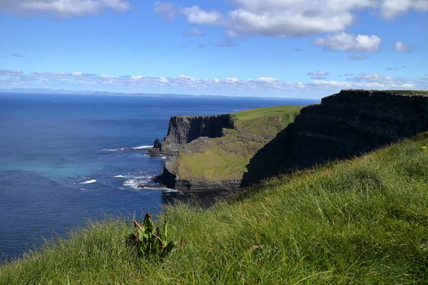 摩尔的爱尔兰悬崖景观 — 图库照片