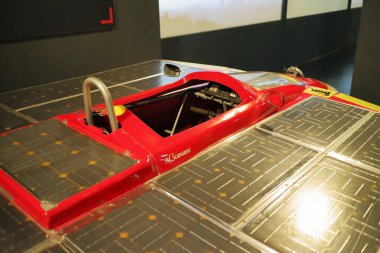 Torino, İtalya - 07 / 04 / 2018: Prototipler, klasik arabalar ve otomasyon araçlarının Torino 'daki Otomobil Müzesinde sergilenmesi