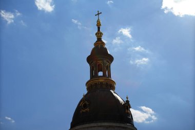 Budapeşte, Macaristan - 10 / 07 / 2020: Budapeşte 'deki Aziz Stephan Bazilikası